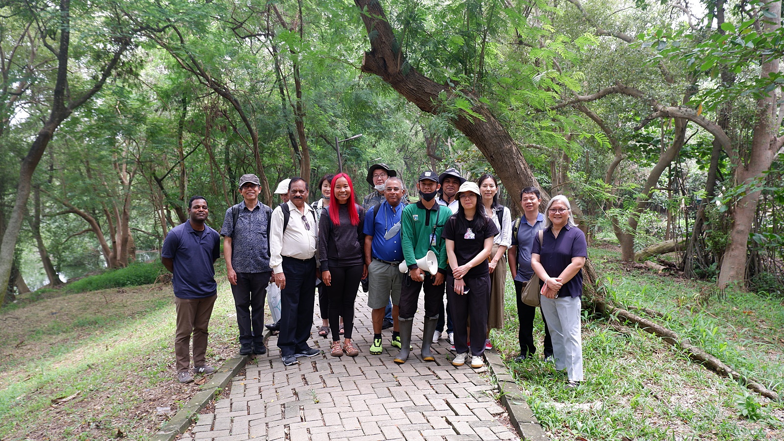 ERIA's Experts Working Group on the site visit to mangrove forest in Jakarta, Indonesia