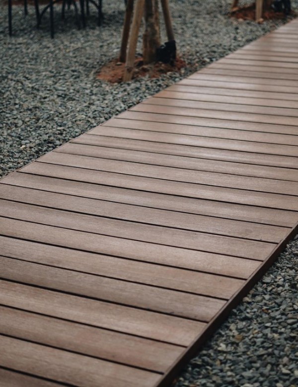 PlanaWood: Sustainable Wood Substitute from Indonesia